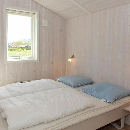 Three-bedroom In Sydals 9